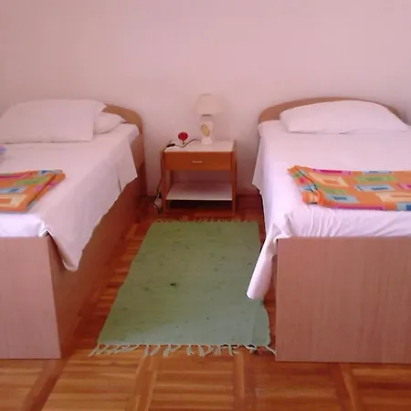With Parking Space - Diklo, - 13327 Apartment Zadar