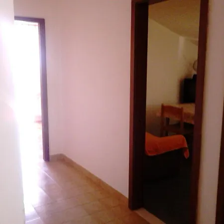 Apartments With Parking Space Zadar - Diklo - 13327