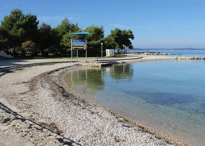 With Parking Space - Diklo - 13327 *